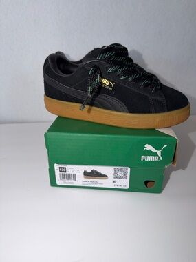 Puma Black Suede XL Skate Little Kid Sneakers with Gum Sole Green Accents Laces